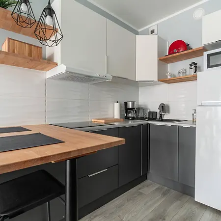 Apartly - Hub Apartment